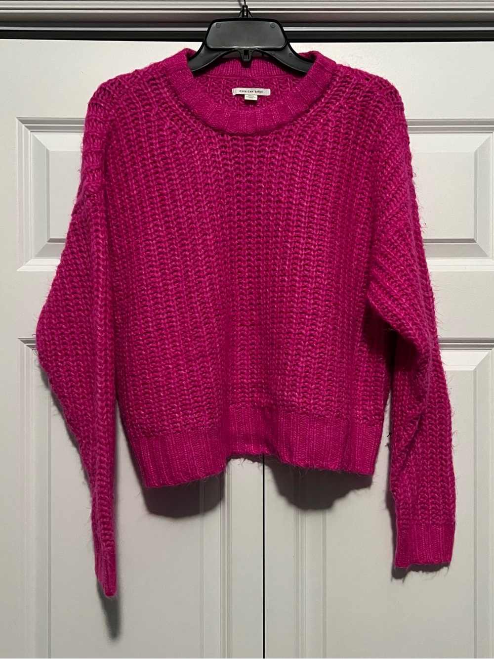 American Eagle Cozy Hot Pink Fuzzy Knit Sweater